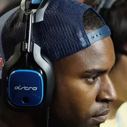 Snake Eyez